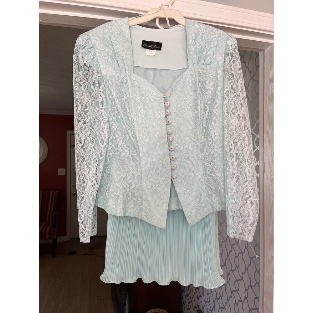 Vintage 1980’s 2-pc Pleated Skirt Lace Jacket Blazer Light Blue Sz 12